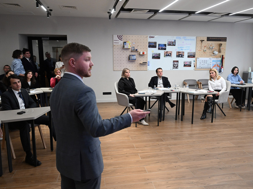 Ильсур Метшин оценил проекты «Команды изменений»