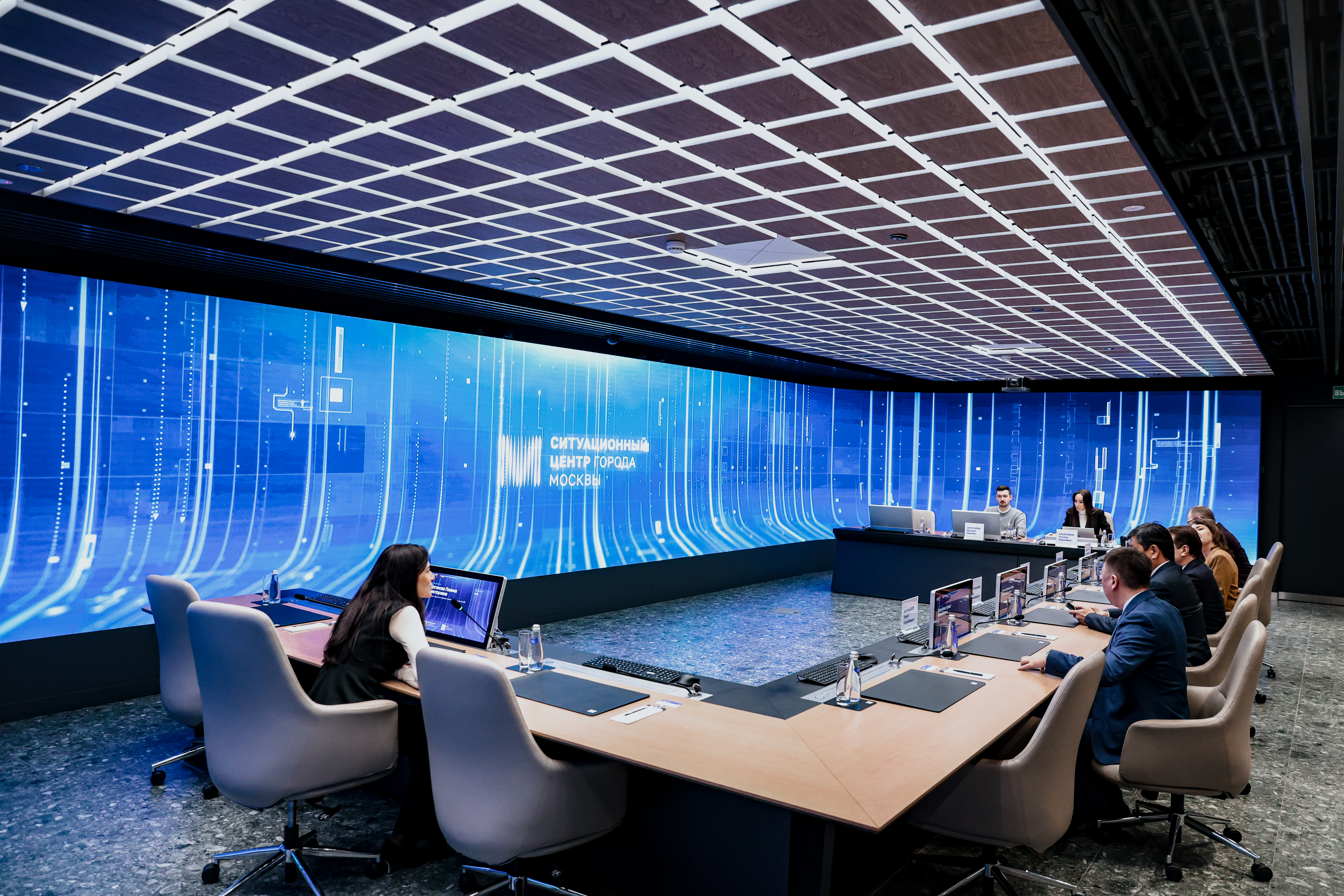 Мэр Казани Ильсур Метшин изучил опыт работы ситуационного центра правительства Москвы